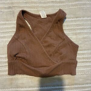 Kate Quinn sleep bra